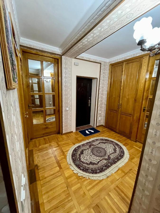 Classic C1 Apartment In The Center With 4 Rooms Ташкент Экстерьер фото